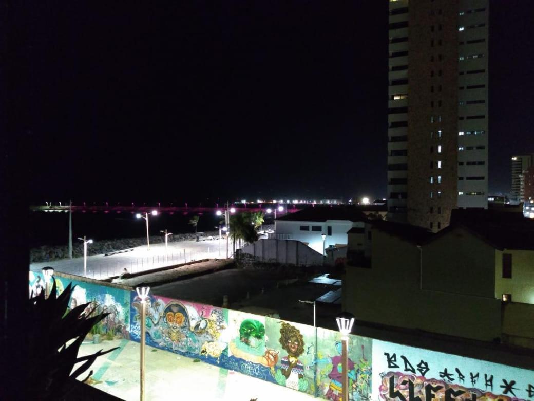 Flat Simples Na Praia De Iracema Fortaleza  Exterior photo